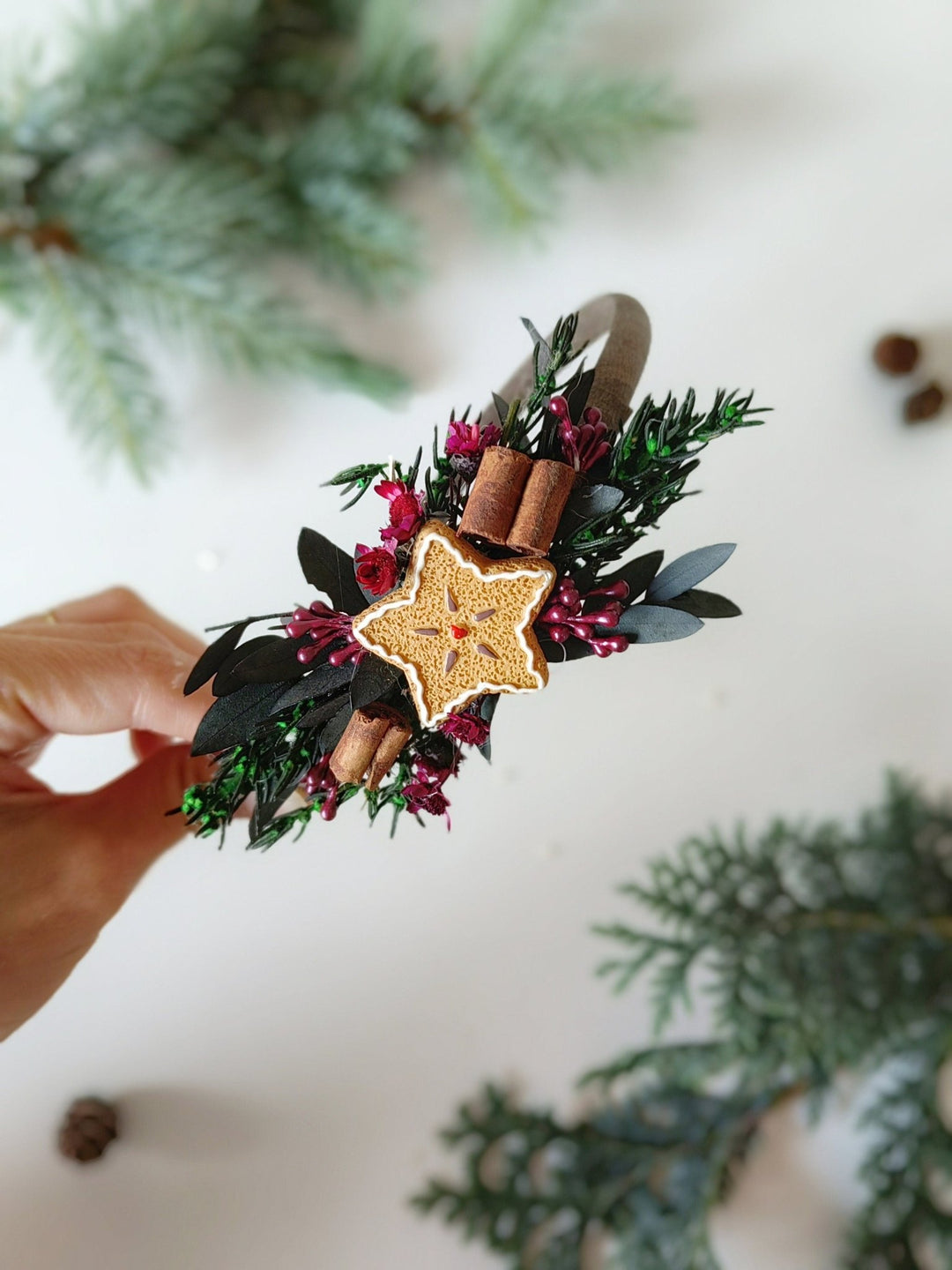 Gingerbread Star Christmas Headband: Winter Holiday Hair Accessory – handmade floral hair accessory by magaela