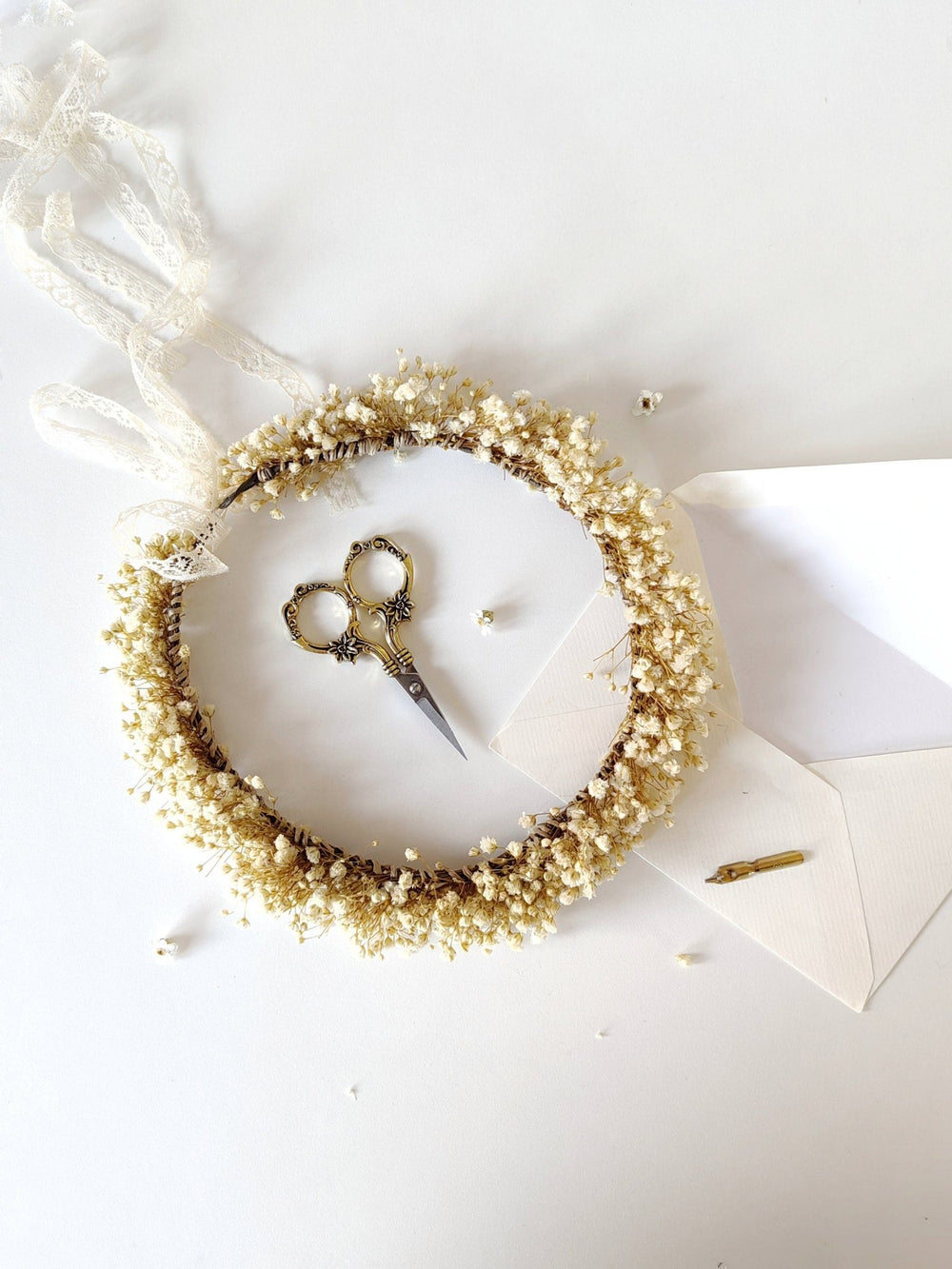 Preserved Baby's Breath Flower Crown: Natural Bridal Hair Wreath – handmade floral hair accessory by magaela