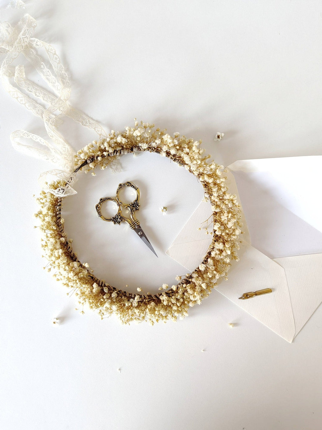 Preserved Baby's Breath Flower Crown: Natural Bridal Hair Wreath – handmade floral hair accessory by magaela