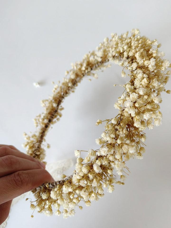 Preserved Baby's Breath Flower Crown: Natural Bridal Hair Wreath – handmade floral hair accessory by magaela