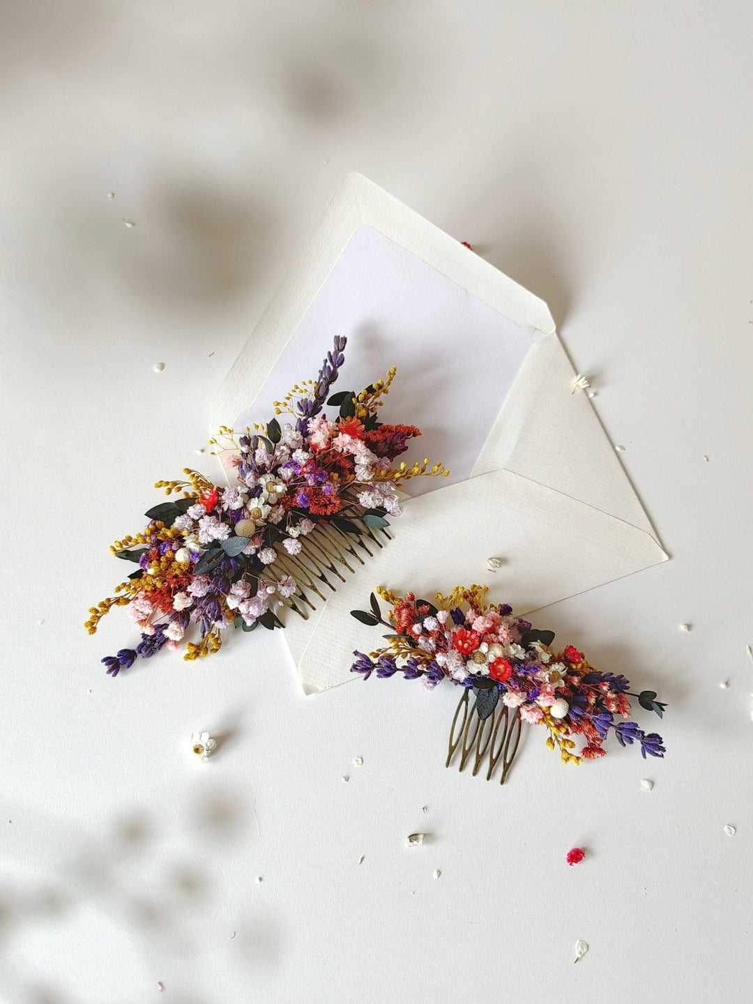 Preserved Wildflower Bridal Comb: Colorful Meadow Wedding Hair Accessory – handmade floral hair accessory by magaela