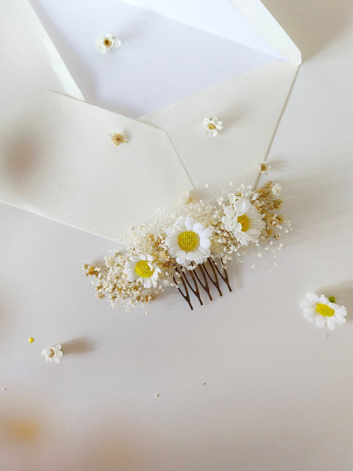 Ivory Daisy Hair Comb & Pins: Bridal Gypsophila Headpiece – handmade floral hair accessory by magaela