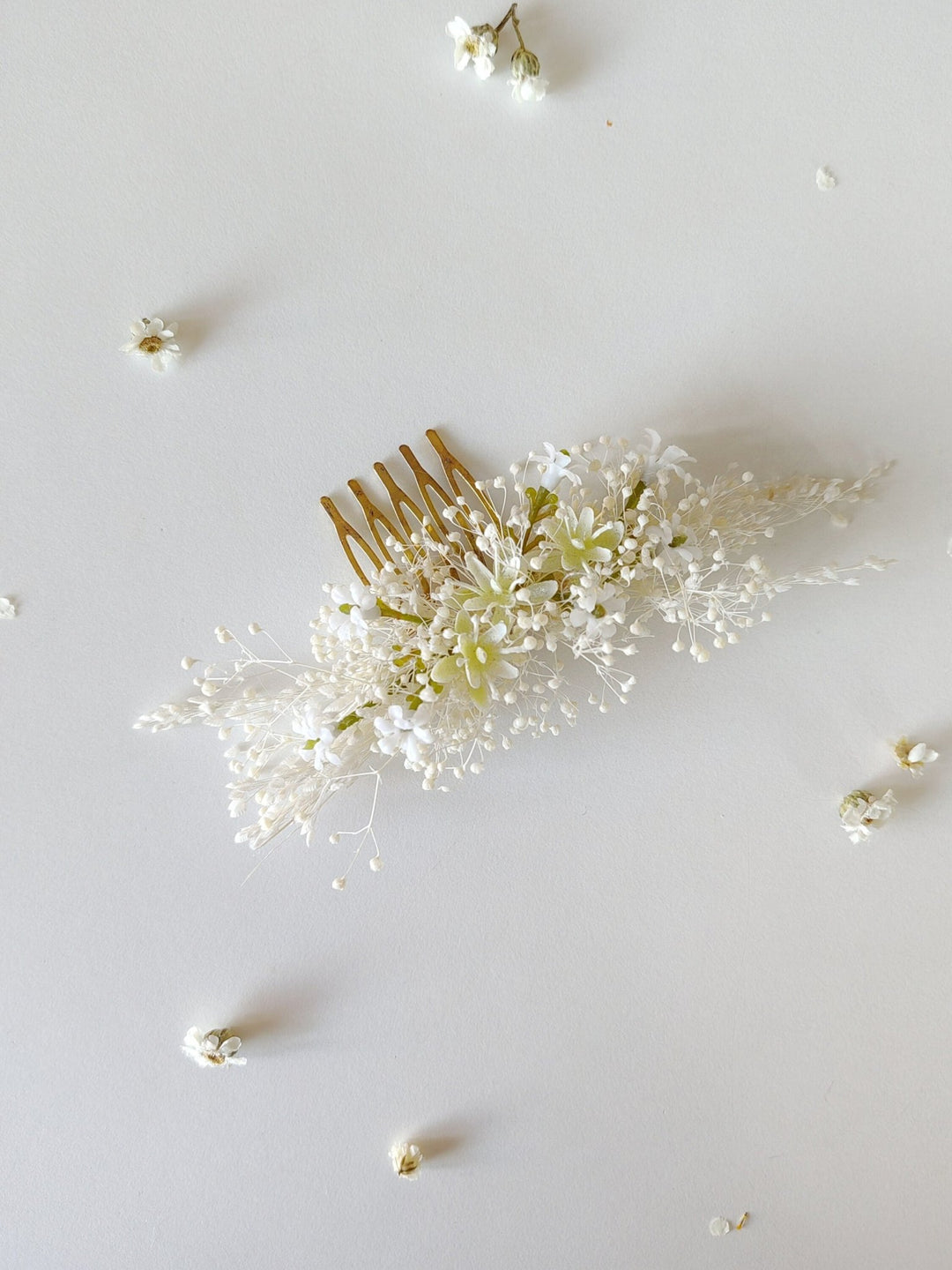 White Flower Wedding Hair Comb: Bridal Headpiece, Handmade – handmade floral hair accessory by magaela