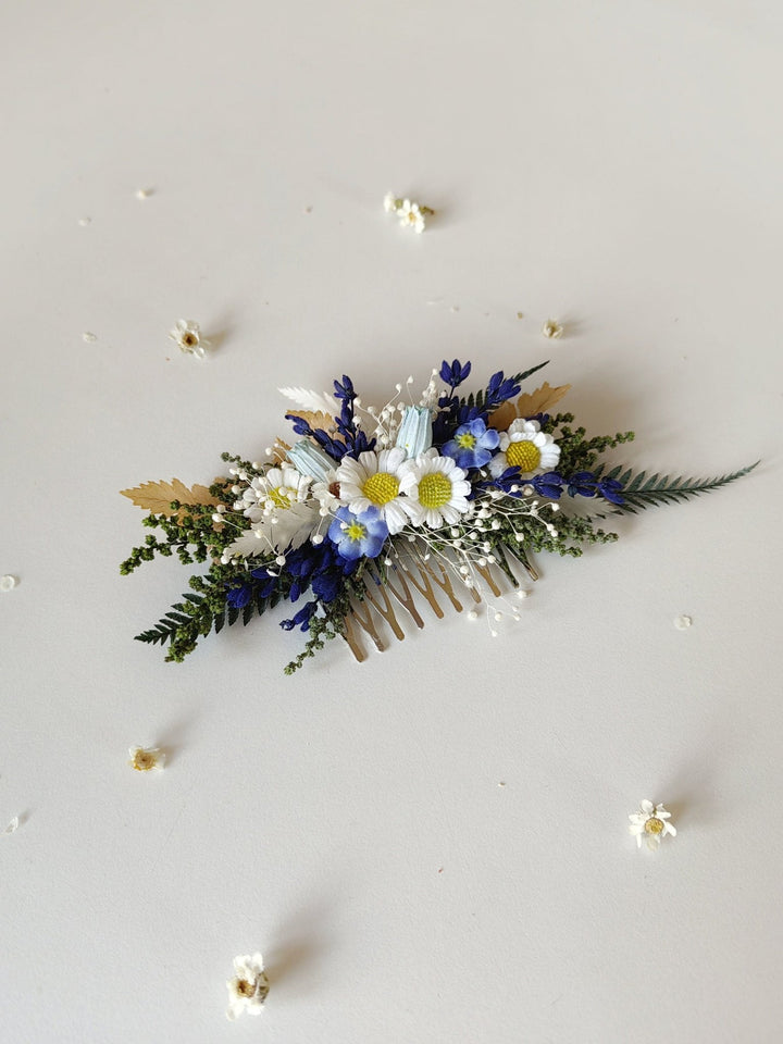 Daisy and Lavender Flower Hair Comb: Meadow Wedding Headpiece – handmade floral hair accessory by magaela