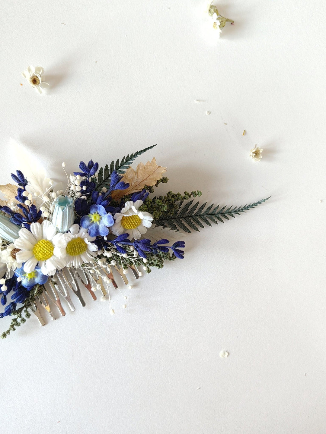 Daisy and Lavender Flower Hair Comb: Meadow Wedding Headpiece – handmade floral hair accessory by magaela