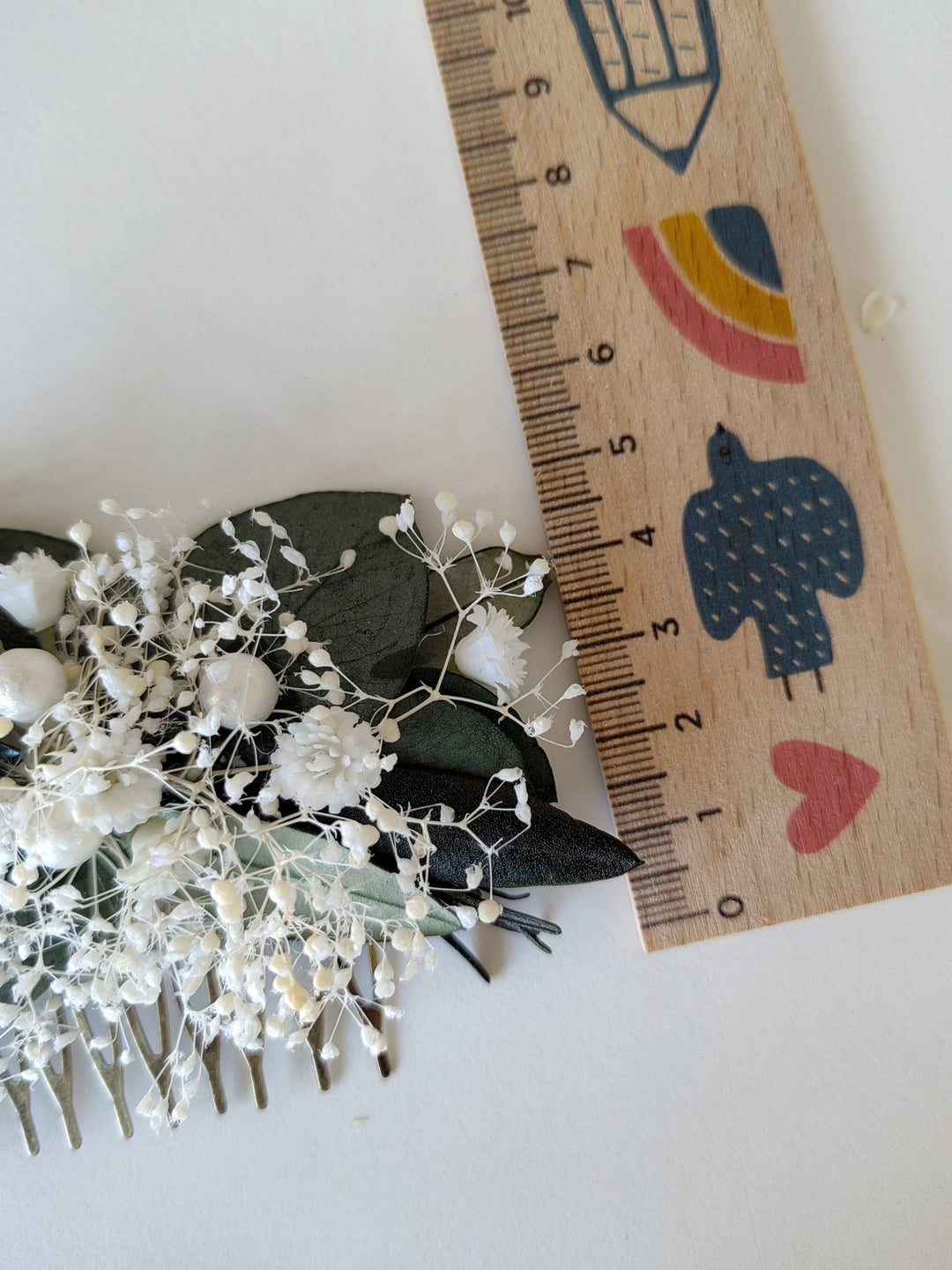 Bridal Flower Hair Comb: Greenery, Pearls, Ivory Wedding Hairpiece – handmade floral hair accessory by magaela