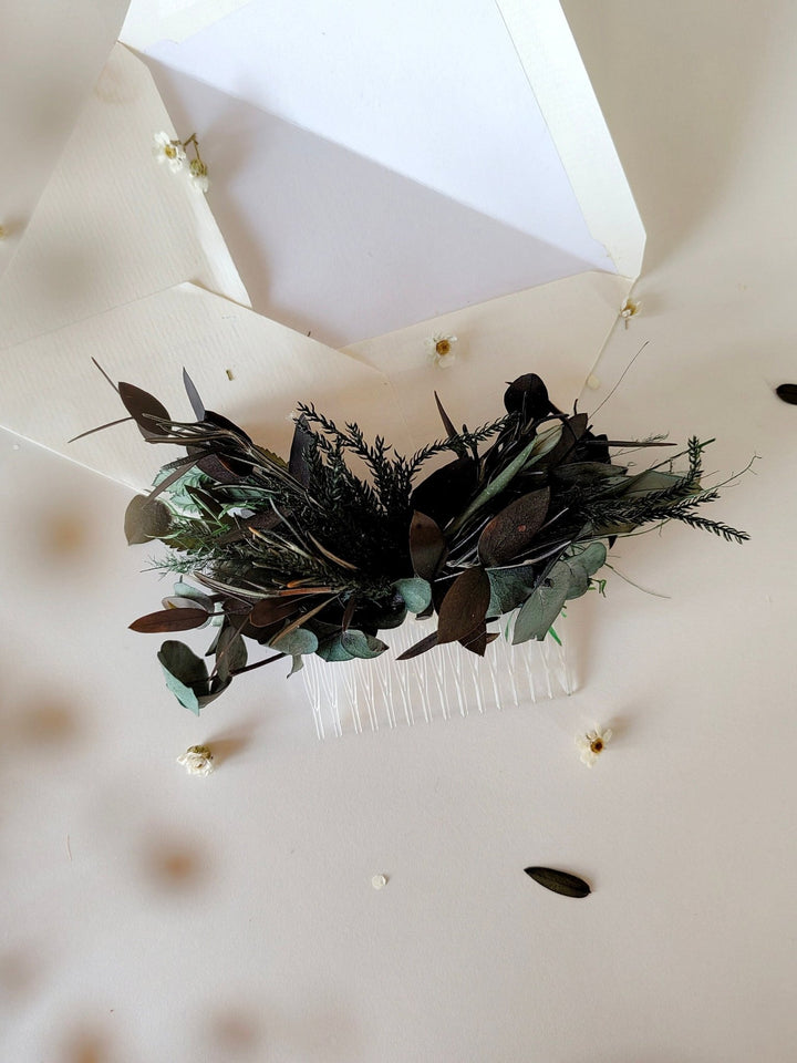 Woodland Bride Hair Comb: Greenery Wedding Accessory – handmade floral hair accessory by magaela