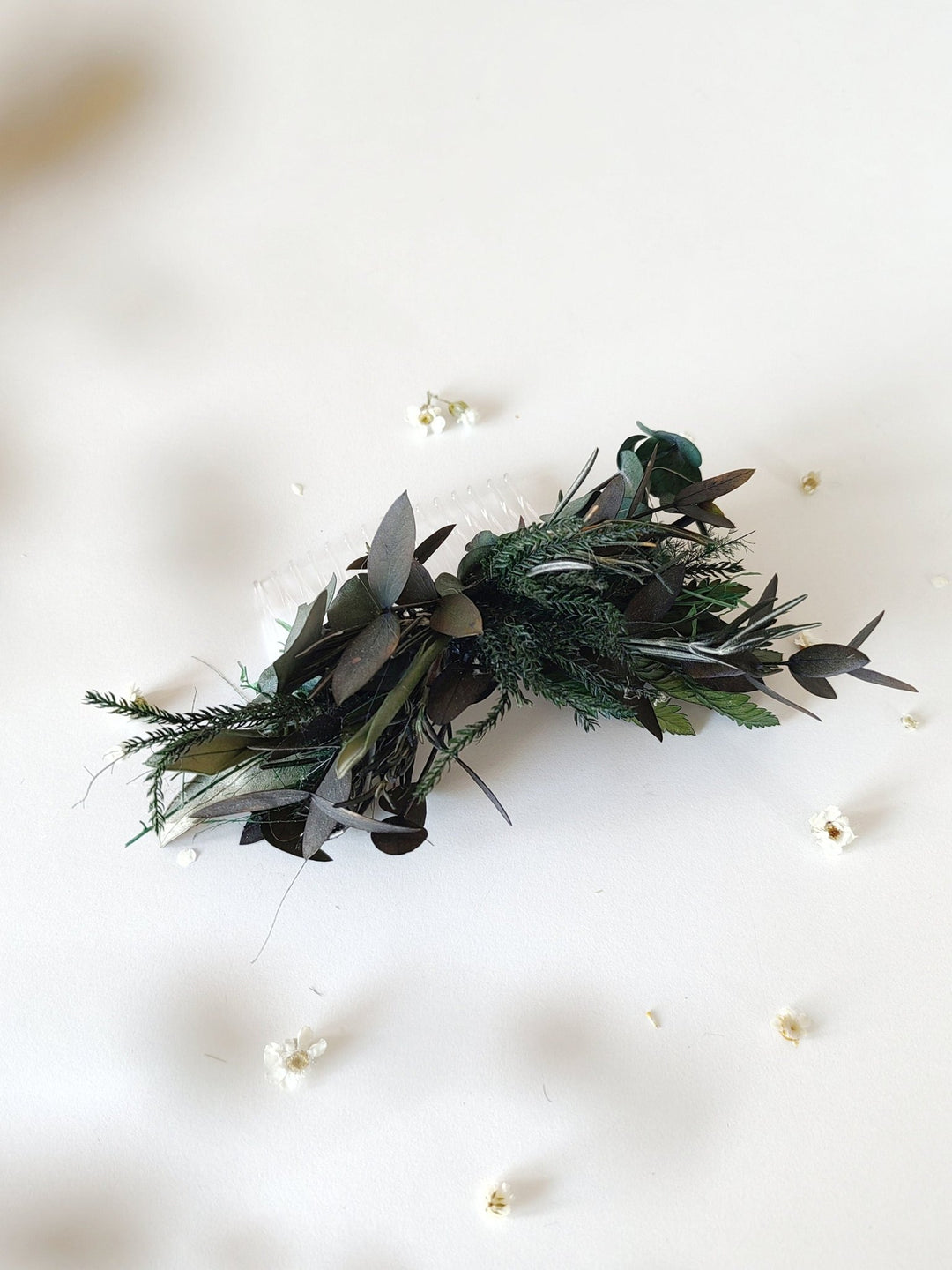 Woodland Bride Hair Comb: Greenery Wedding Accessory – handmade floral hair accessory by magaela