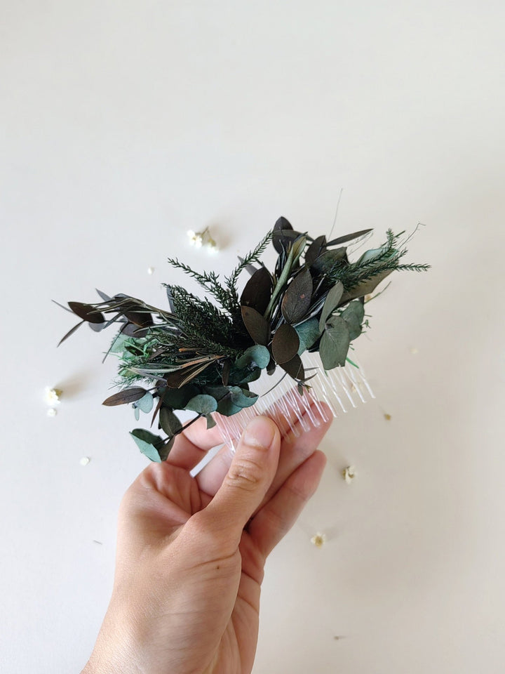 Woodland Bride Hair Comb: Greenery Wedding Accessory – handmade floral hair accessory by magaela