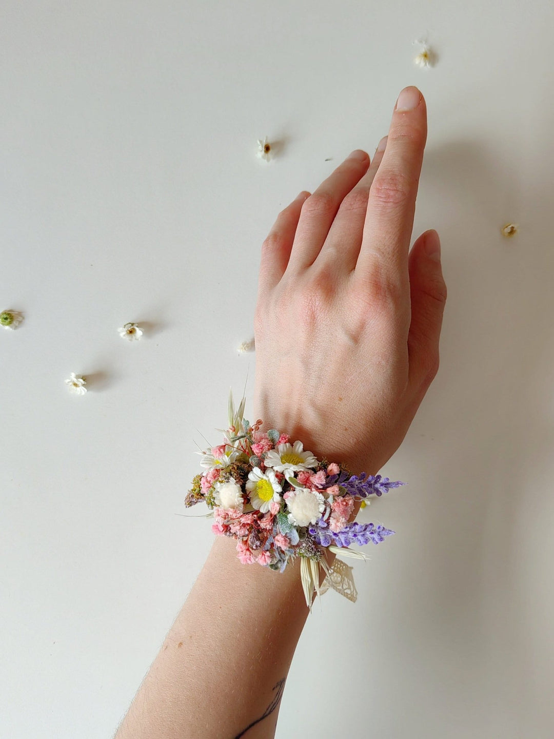 Wildflower Bracelet: Daisy Lavender Wedding Wrist Corsage – handmade floral hair accessory by magaela