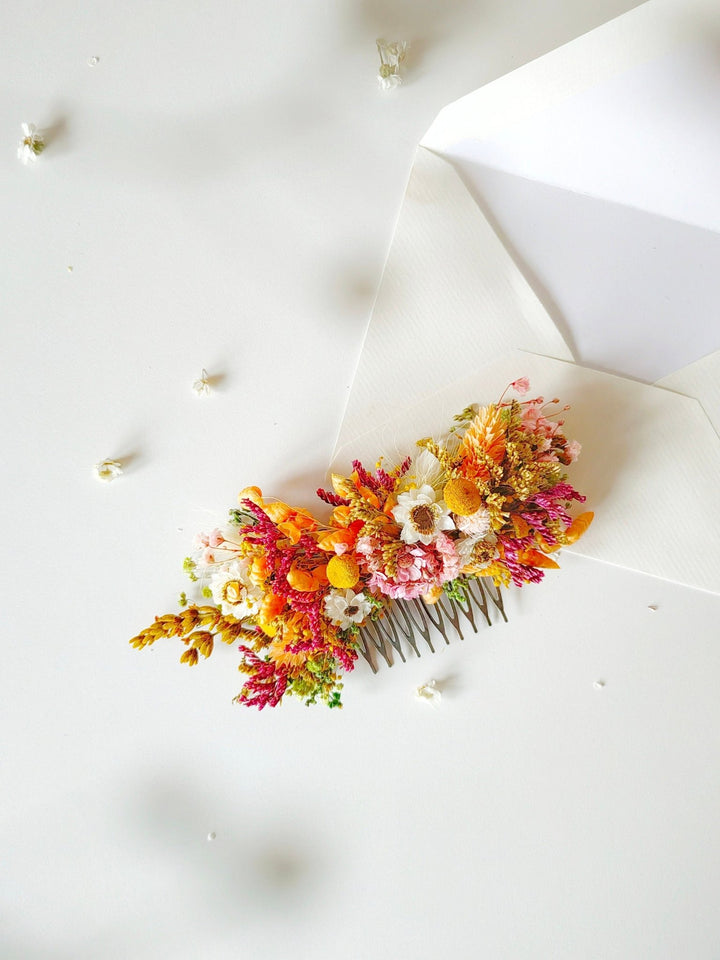 Burnt Orange Bridal Hair Comb: Preserved Flower Rustic Wedding Hair Vine – handmade floral hair accessory by magaela
