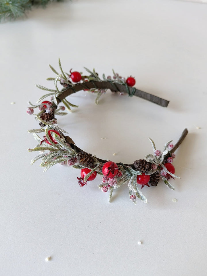 Christmas Flower Headband: Rosehips & Pine Cones Winter Crown – handmade floral hair accessory by magaela