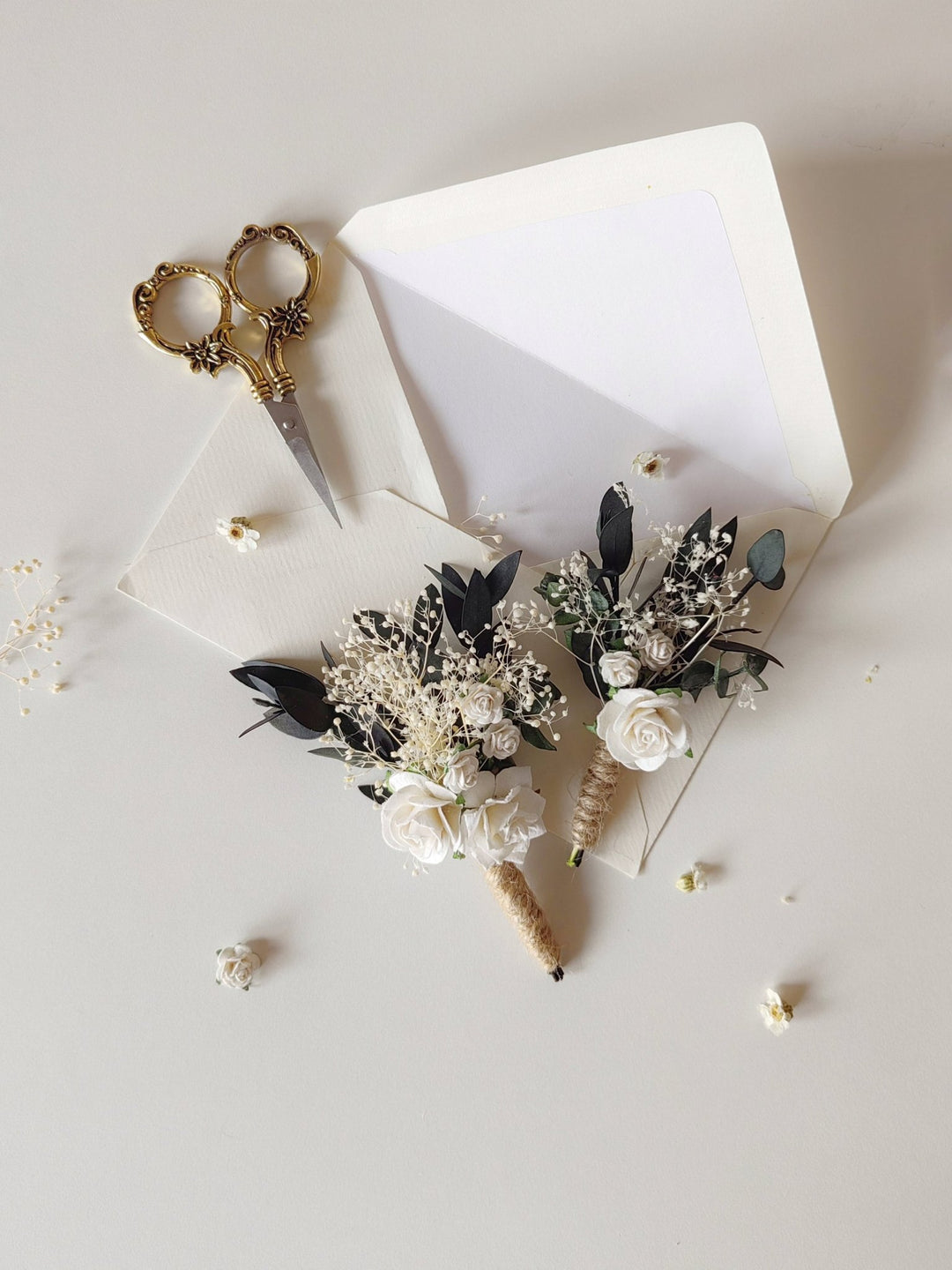 Bridal Flower Hair Comb: Romantic Greenery, White Roses – handmade floral hair accessory by magaela