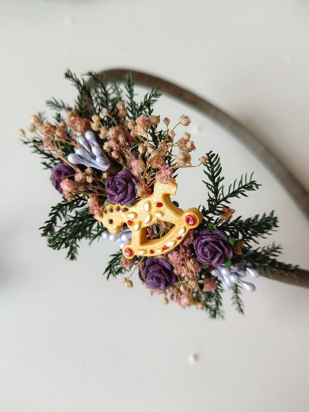 Christmas Flower Headband: Gingerbread Horse, Winter Hair Accessory – handmade floral hair accessory by magaela