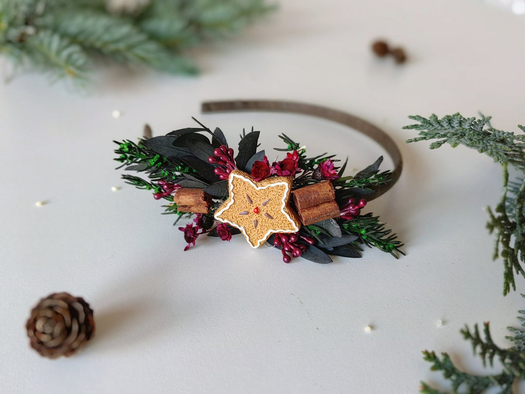 Gingerbread Star Christmas Headband: Winter Holiday Hair Accessory – handmade floral hair accessory by magaela