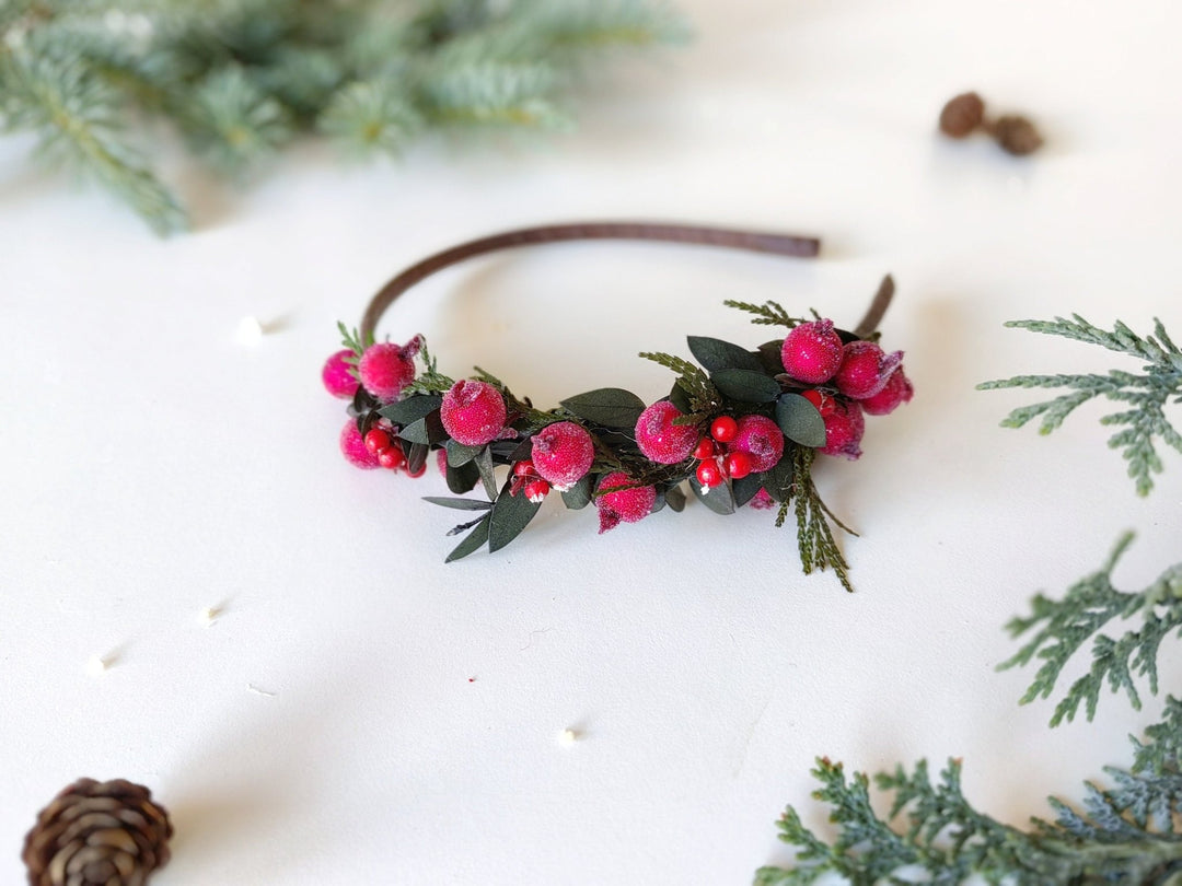 Red Berry Christmas Headband – Holiday Winter Berry Crown – handmade floral hair accessory by magaela