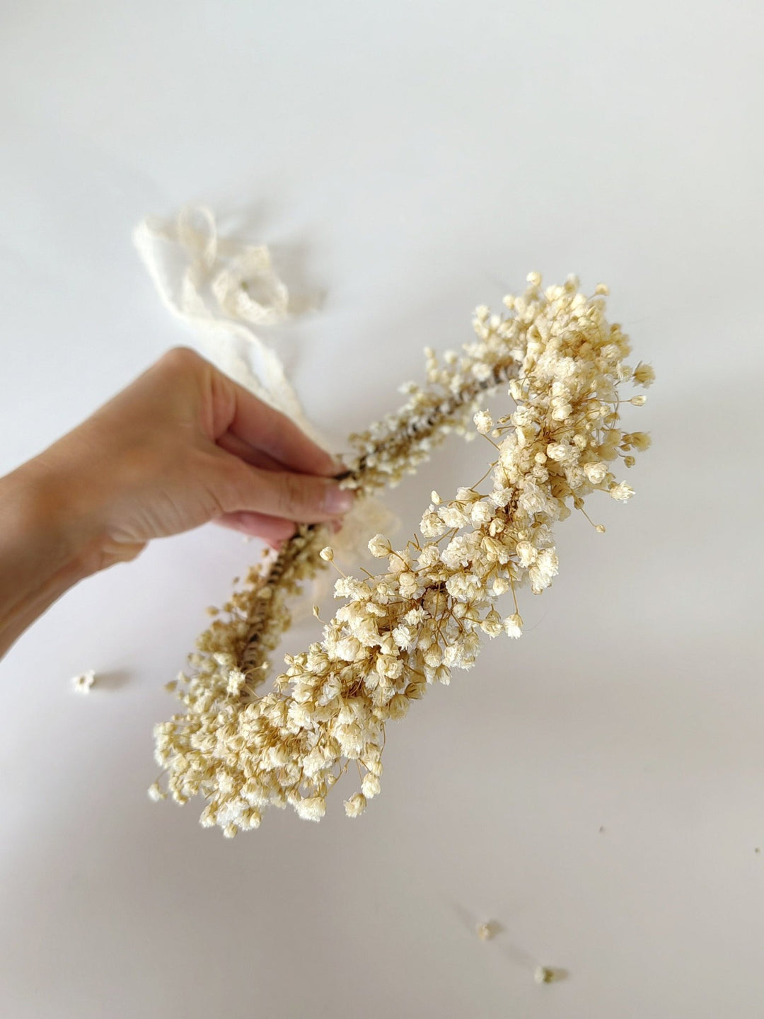 Preserved Baby's Breath Flower Crown: Natural Bridal Hair Wreath – handmade floral hair accessory by magaela