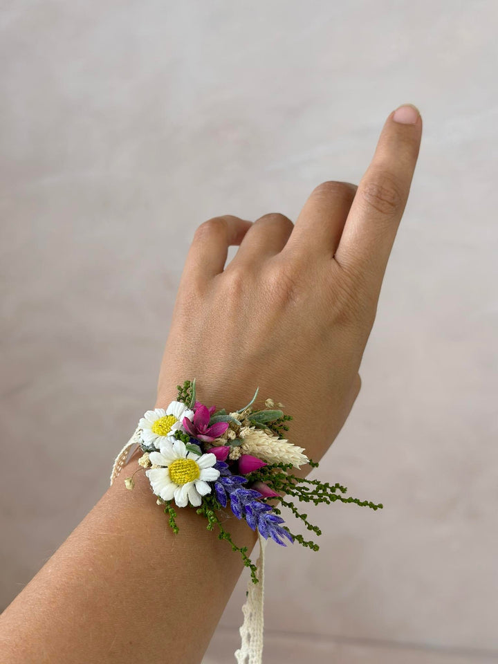 Lavender Daisy Flower Crown: Bridal Meadow Headpiece – handmade floral hair accessory by magaela