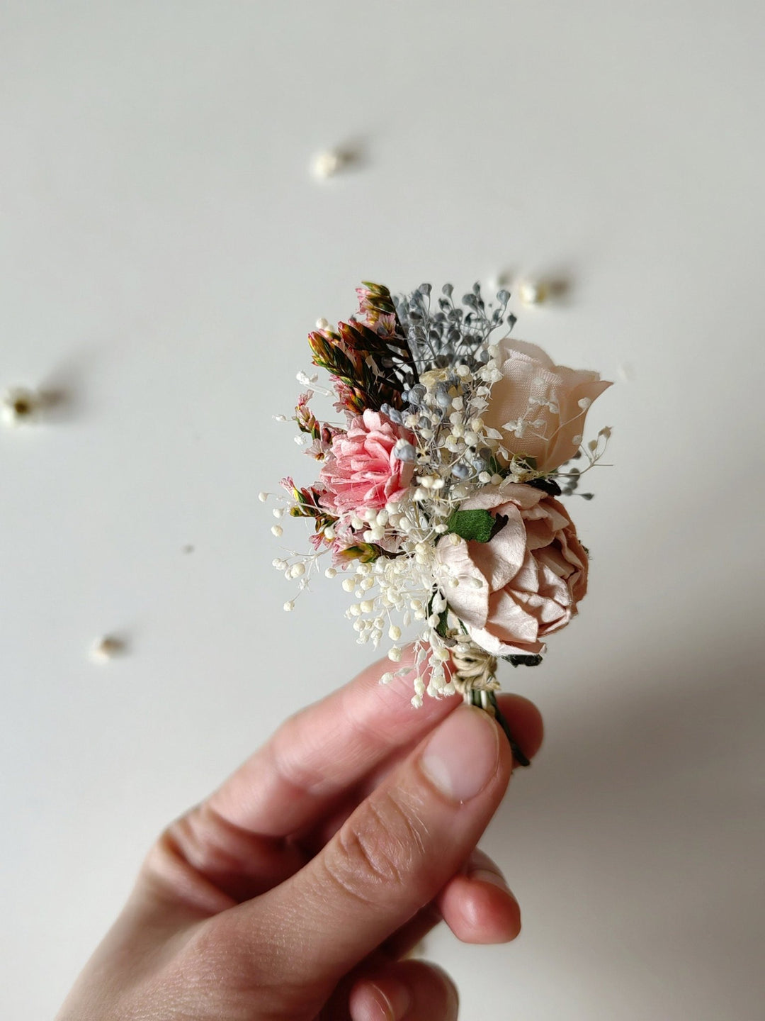 Blush Flower Boutonniere: Summer Wedding Groom Corsage – handmade floral hair accessory by magaela