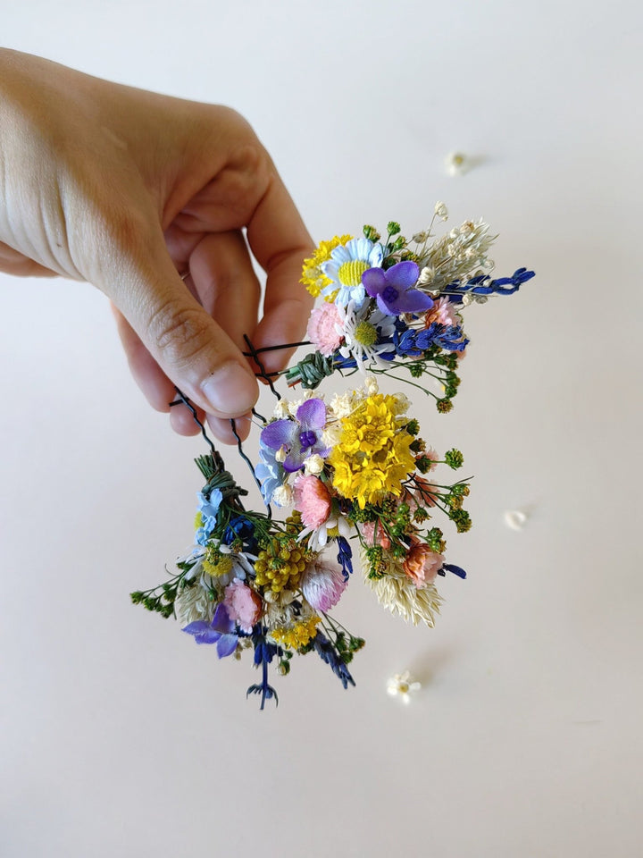 Wildflower Hairpins: Summer Wedding Bridal Hair Accessory – handmade floral hair accessory by magaela