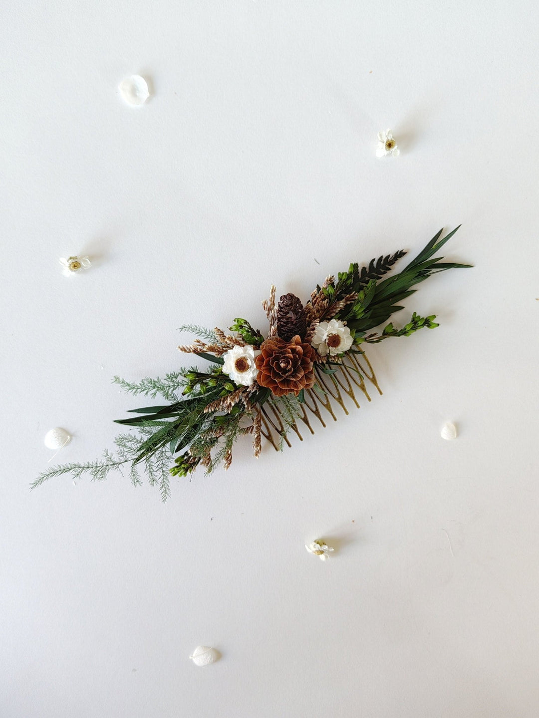 Pine Cone Bridal Hair Comb: Woodland Wedding Hair Accessory – handmade floral hair accessory by magaela