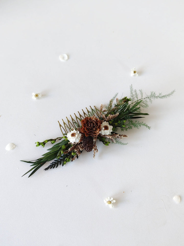 Pine Cone Bridal Hair Comb: Woodland Wedding Hair Accessory – handmade floral hair accessory by magaela
