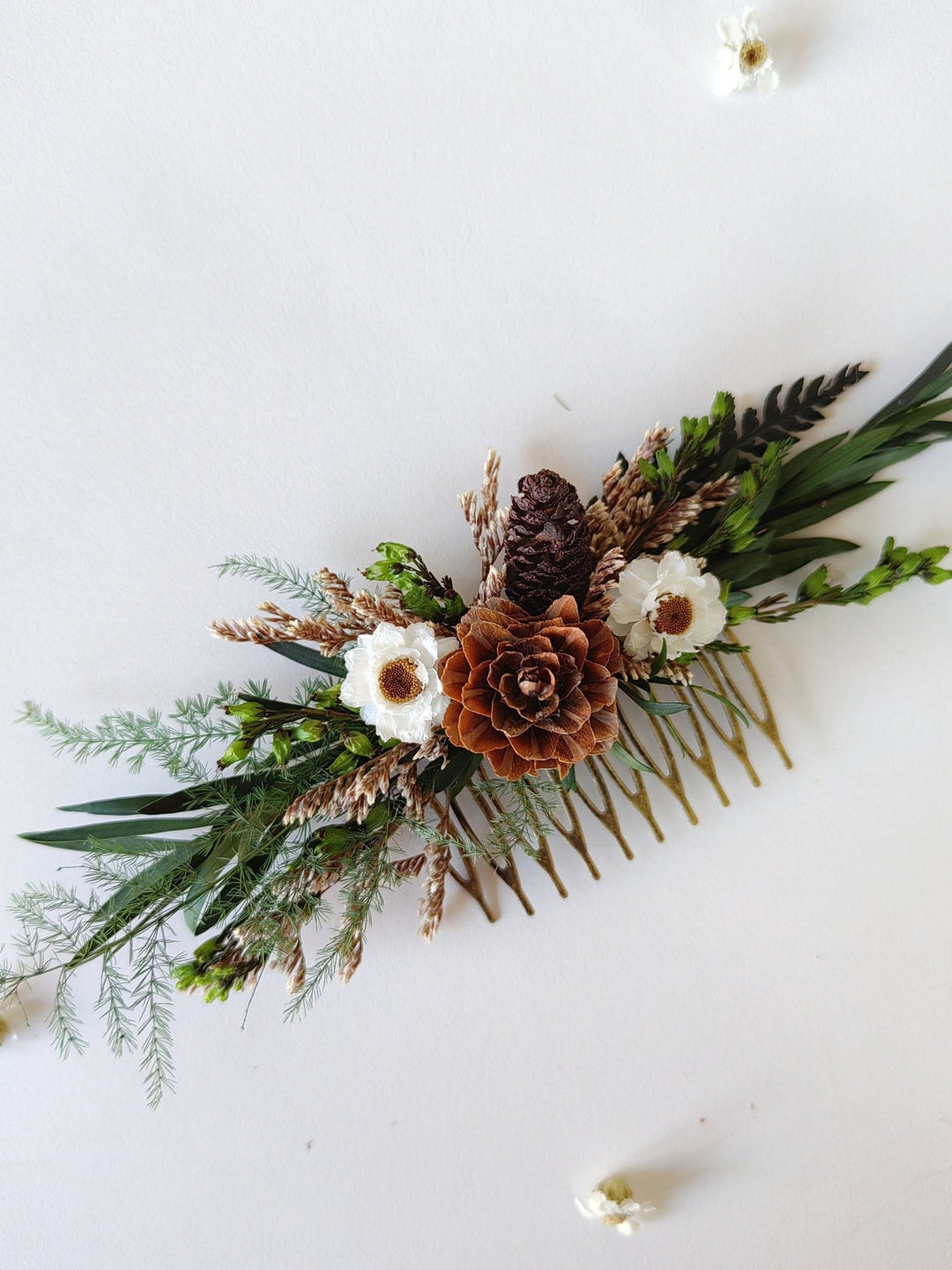 Pine Cone Bridal Hair Comb: Woodland Wedding Hair Accessory – handmade floral hair accessory by magaela
