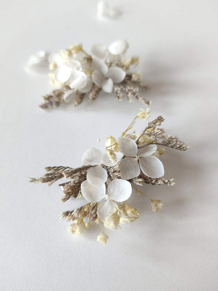 Cream Flower Hair Clips: Romantic Autumn Wedding Bridal Hairpiece – handmade floral hair accessory by magaela