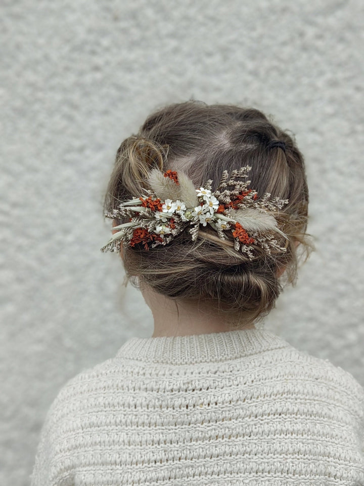 Terracotta Wedding Flower Set: Rustic Autumn Wreath, Bracelet & Hair Comb – handmade floral hair accessory by magaela