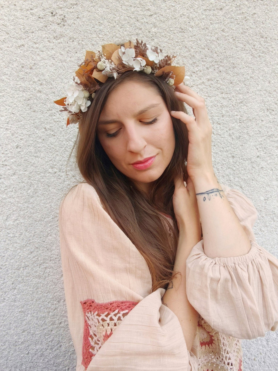 Autumn Bridal Crown: Dried Hydrangea Flower Headband, Rustic Boho Wedding – handmade floral hair accessory by magaela
