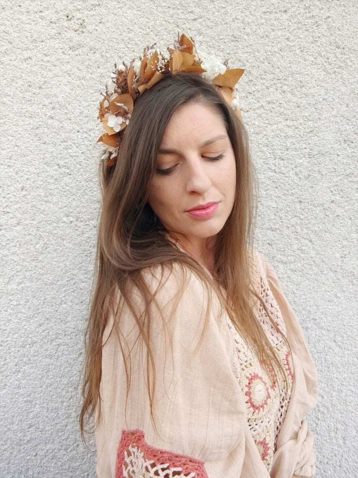 Autumn Bridal Crown: Dried Hydrangea Flower Headband, Rustic Boho Wedding – handmade floral hair accessory by magaela