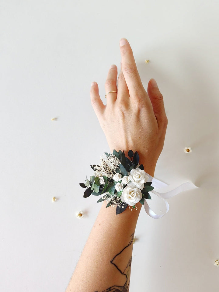 White Rose Eucalyptus Bracelet: Greenery Wedding Wrist Corsage – handmade floral hair accessory by magaela