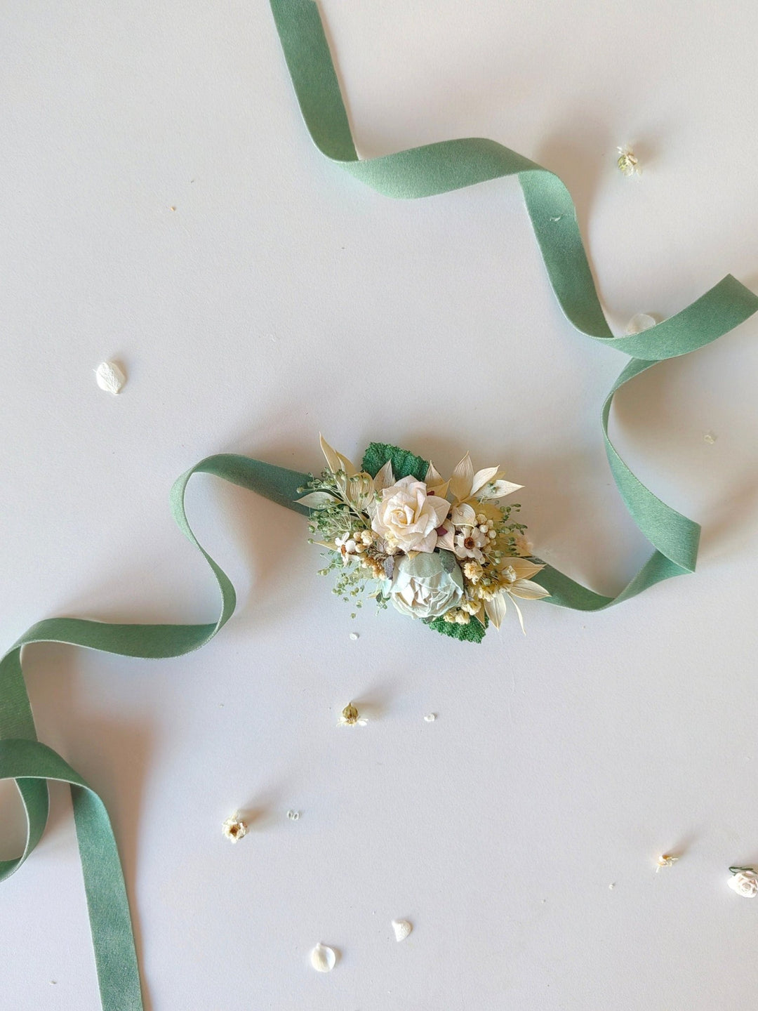 Mint Cream Flower Bridal Set: Rustic Cottagecore Wedding Accessories – handmade floral hair accessory by magaela