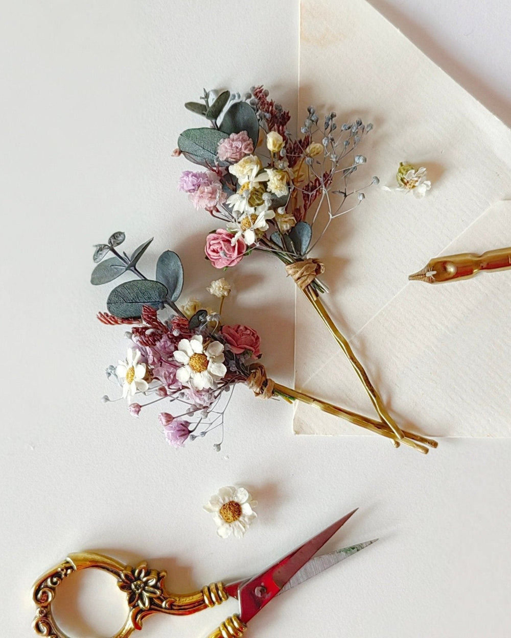 Pink Purple Flower Bridal Set: Boho Wedding Hair Comb, Boutonniere – handmade floral hair accessory by magaela