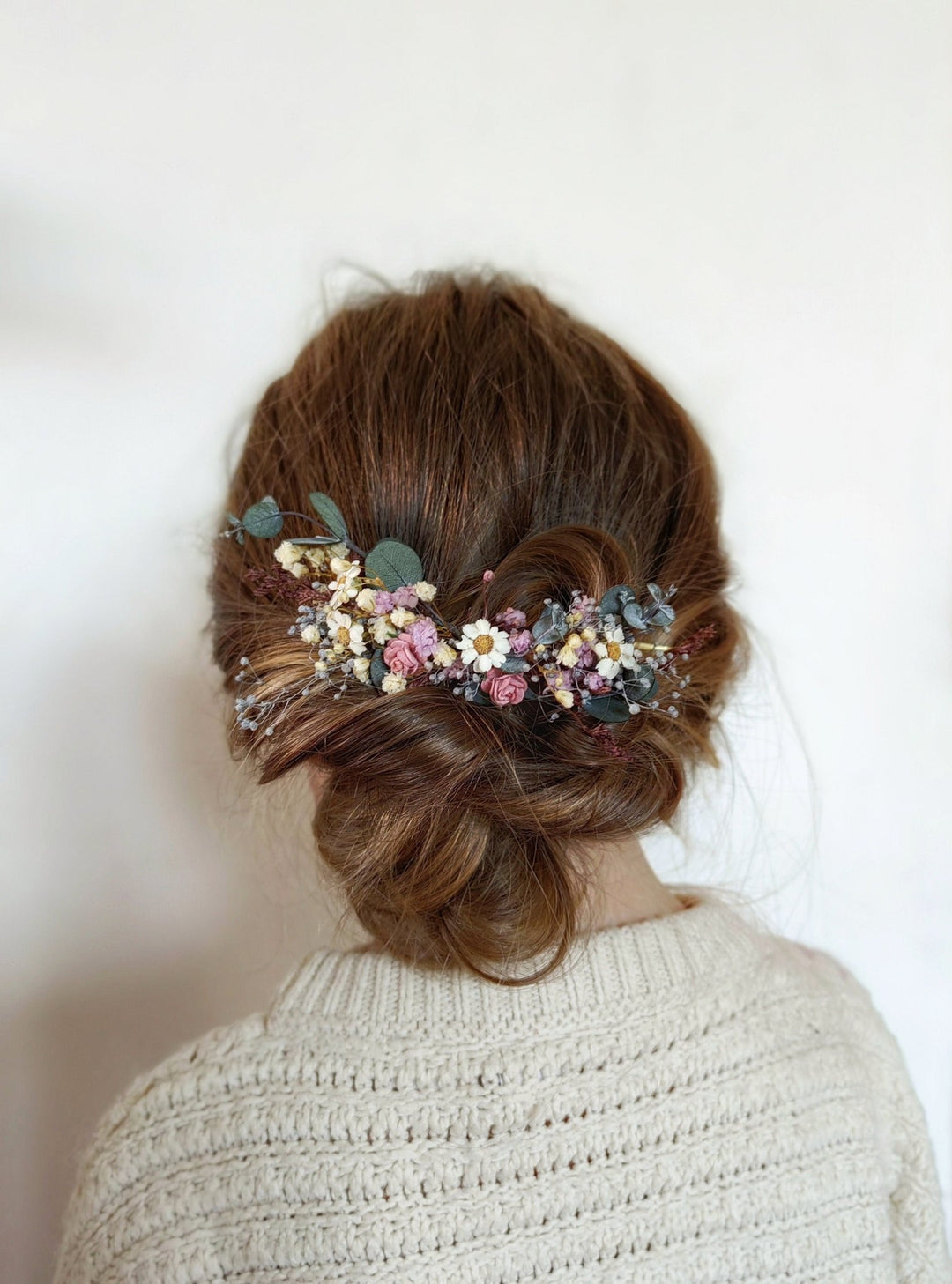 Pink Purple Flower Bridal Set: Boho Wedding Hair Comb, Boutonniere – handmade floral hair accessory by magaela