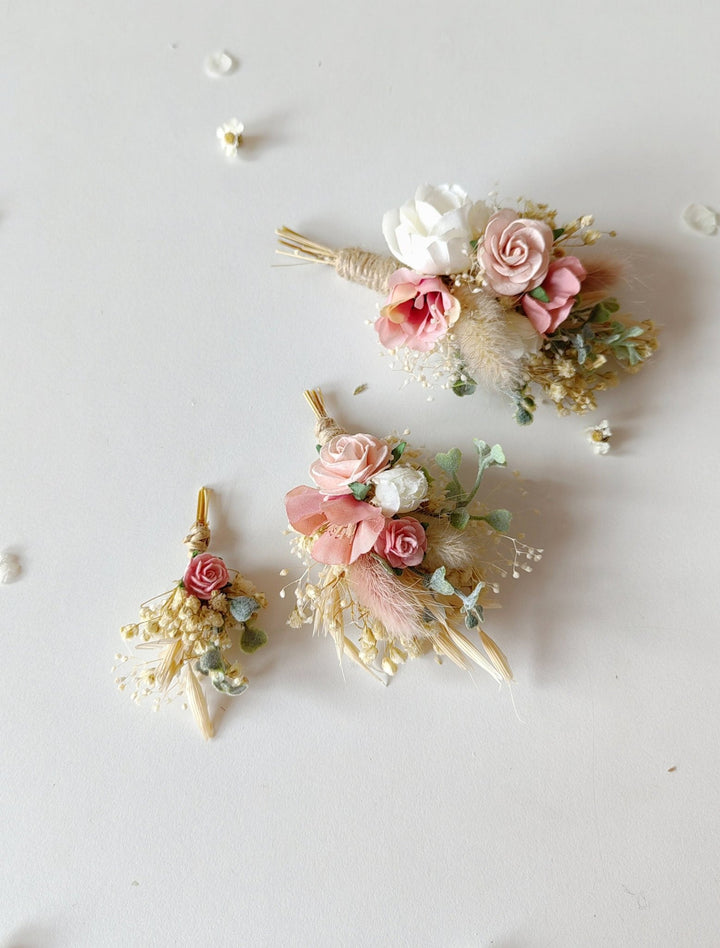 Dusty Pink Wedding Boutonniere: Groom & Bestman Flower Lapel – handmade floral hair accessory by magaela