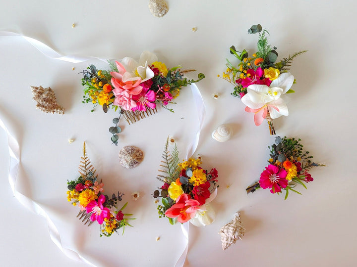 Tropical Wedding Flower Accessory Set: Plumeria Hair Comb & Boutonniere – handmade floral hair accessory by magaela