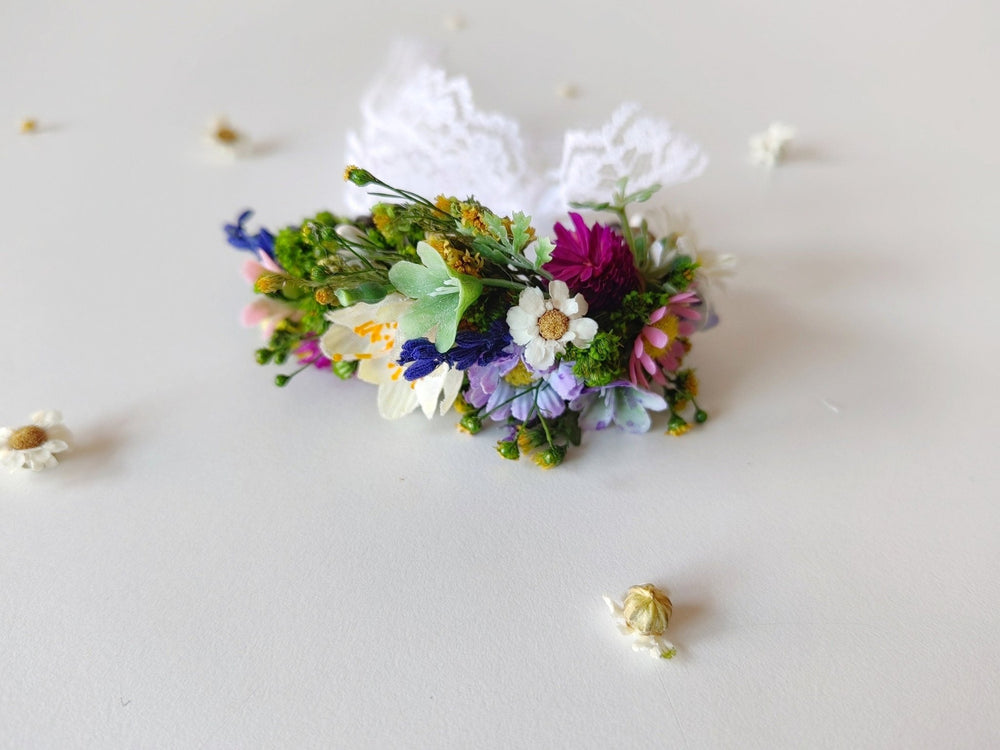 Wildflower Corsage Bracelet: Meadow Wedding Wrist Ribbon – handmade floral hair accessory by magaela