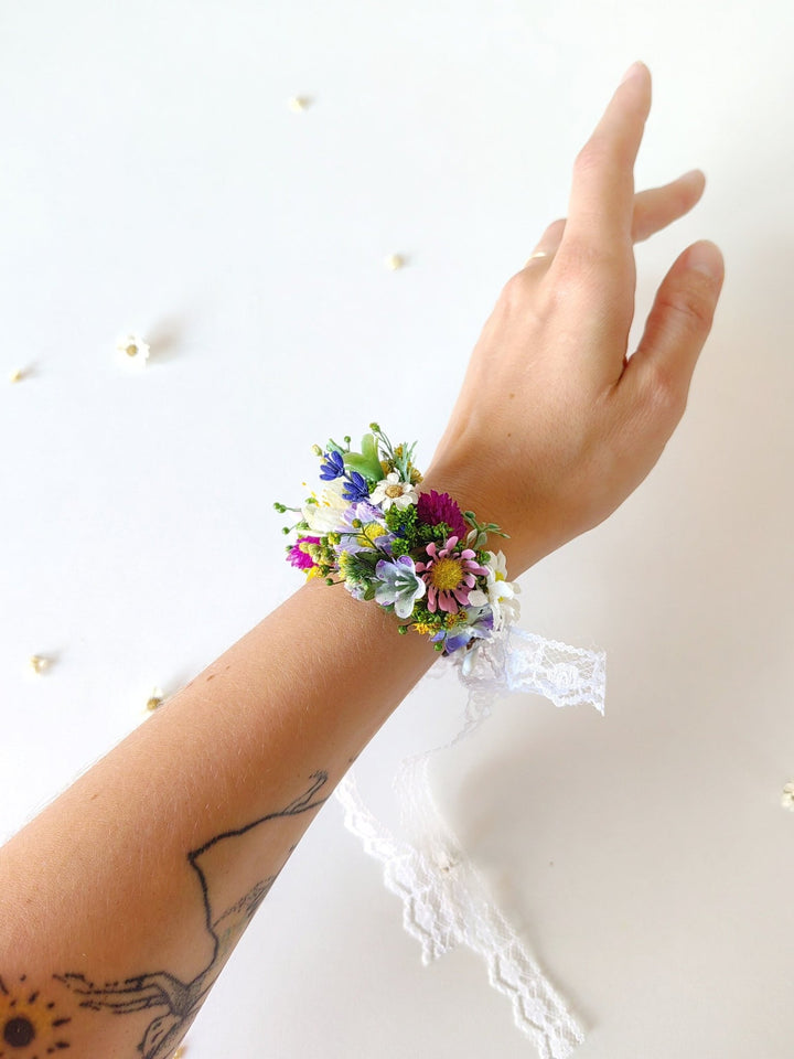 Wildflower Corsage Bracelet: Meadow Wedding Wrist Ribbon – handmade floral hair accessory by magaela