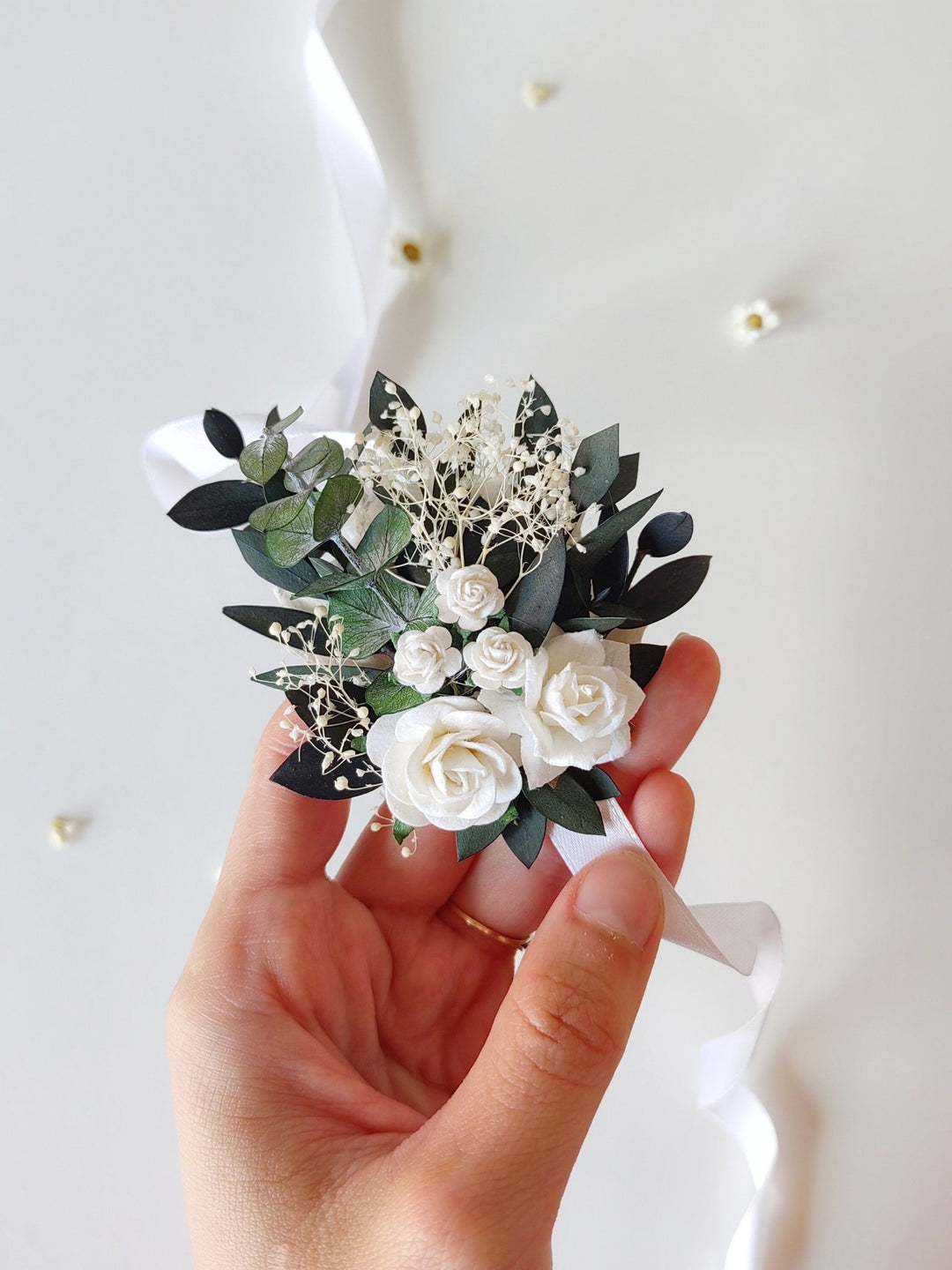 White Rose Eucalyptus Bracelet: Greenery Wedding Wrist Corsage – handmade floral hair accessory by magaela