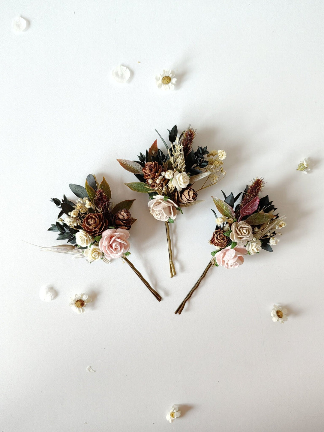 Woodland Wedding Flower Hair Comb Set: Rustic Pine Cone Hair Accessories – handmade floral hair accessory by magaela