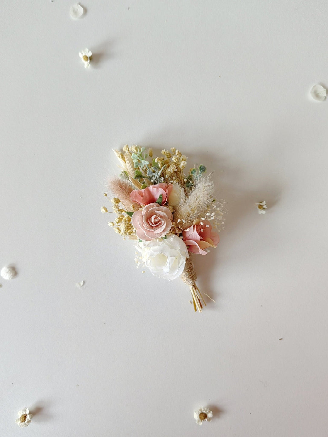 Dusty Pink Wedding Boutonniere: Groom & Bestman Flower Lapel – handmade floral hair accessory by magaela
