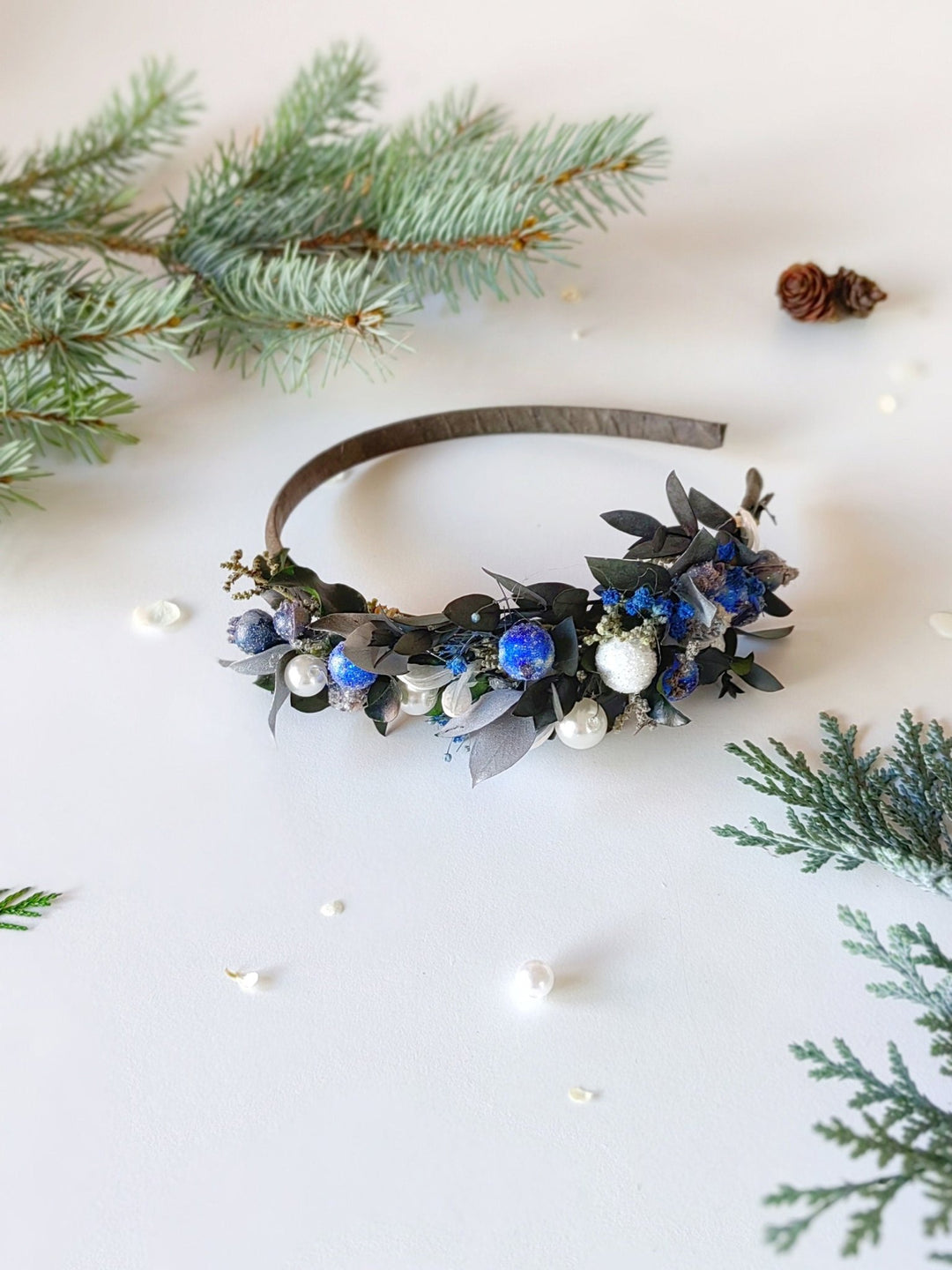 Winter flower headband with frozen blueberries hairband Bridal headpiece Flower girl Frozen berries Customisable headdress Magaela Jewelry – handmade floral hair accessory by magaela
