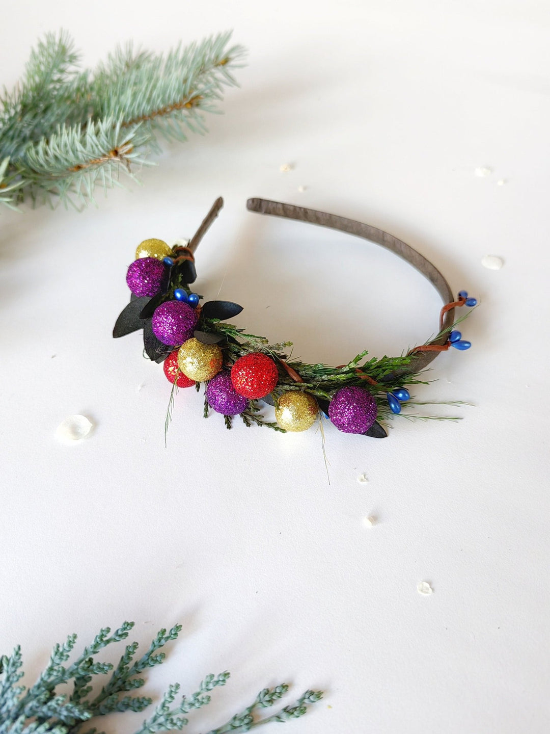 Christmas Ball Headband: Funky Holiday Party Headpiece – handmade floral hair accessory by magaela