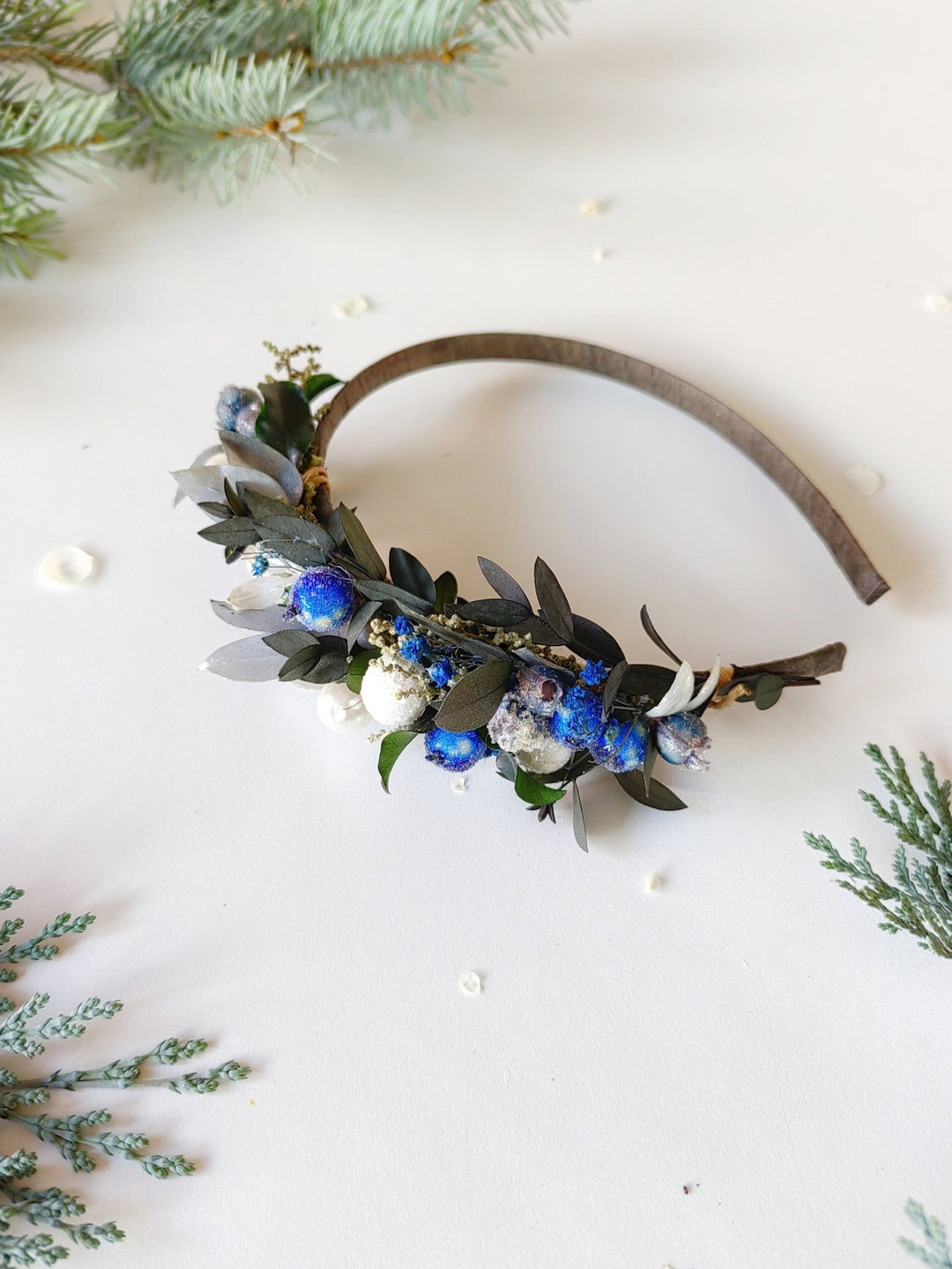 Winter flower headband with frozen blueberries hairband Bridal headpiece Flower girl Frozen berries Customisable headdress Magaela Jewelry – handmade floral hair accessory by magaela