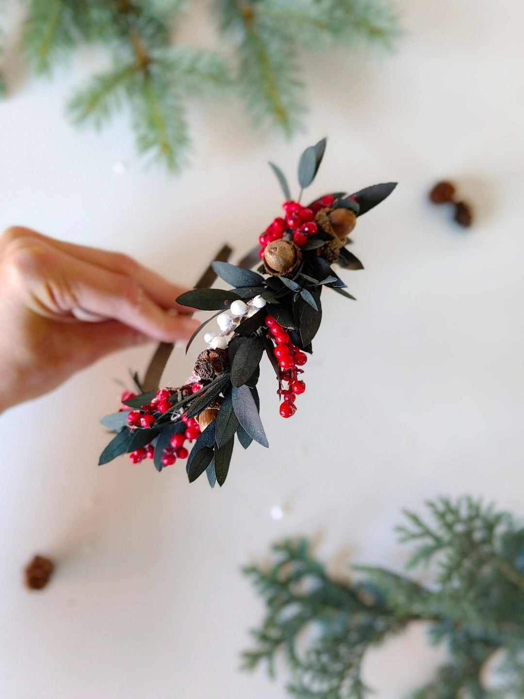 Woodland Christmas Headband: Berries & Acorns Winter Wedding Accessory – handmade floral hair accessory by magaela