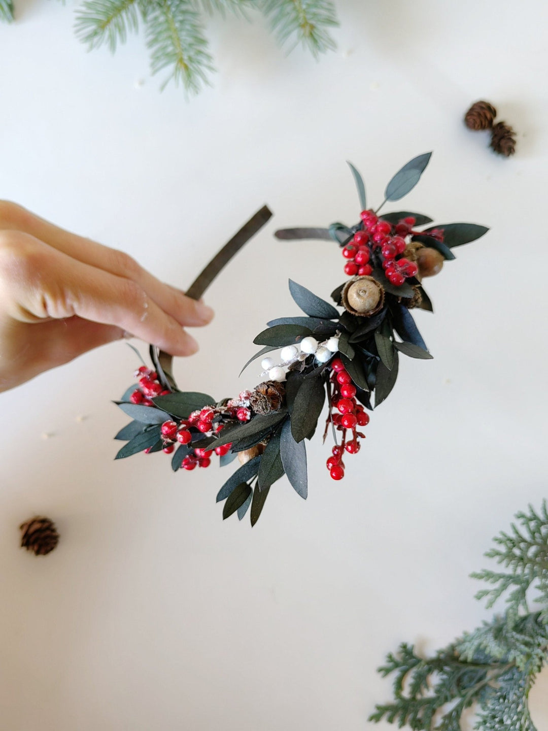 Woodland Christmas Headband: Berries & Acorns Winter Wedding Accessory – handmade floral hair accessory by magaela