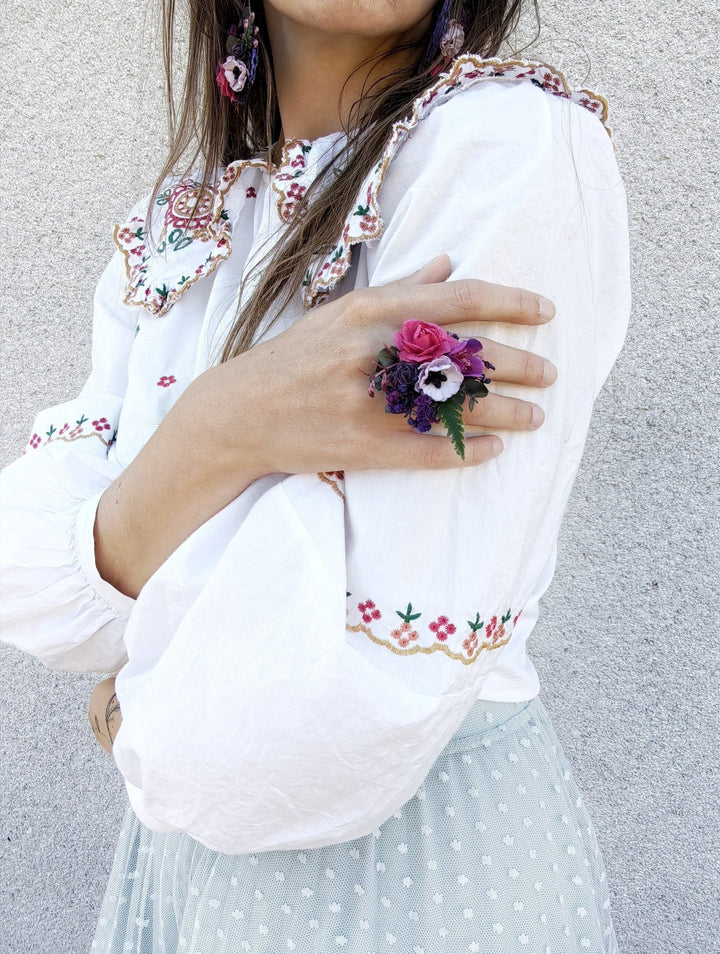 Magenta Flower Ring: Boho Wedding Jewelry, Adjustable Band – handmade floral hair accessory by magaela