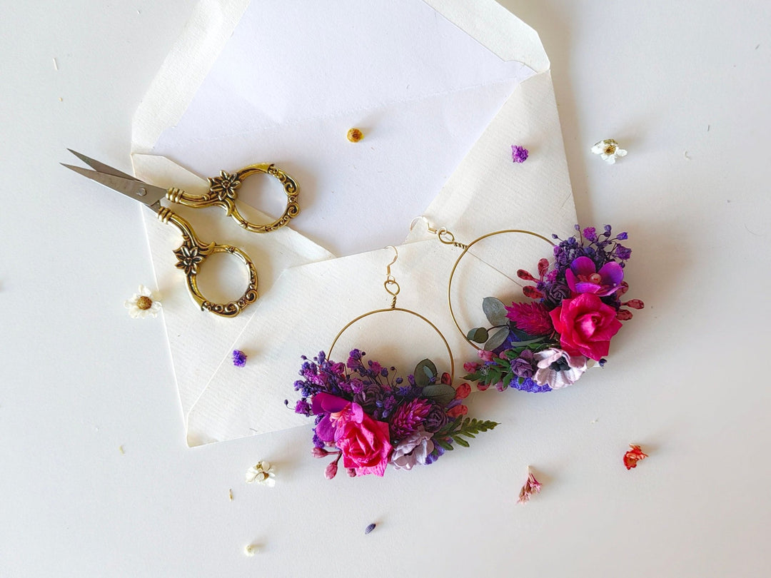 Magenta Flower Circle Earrings: Unique Wedding Jewelry – handmade floral hair accessory by magaela