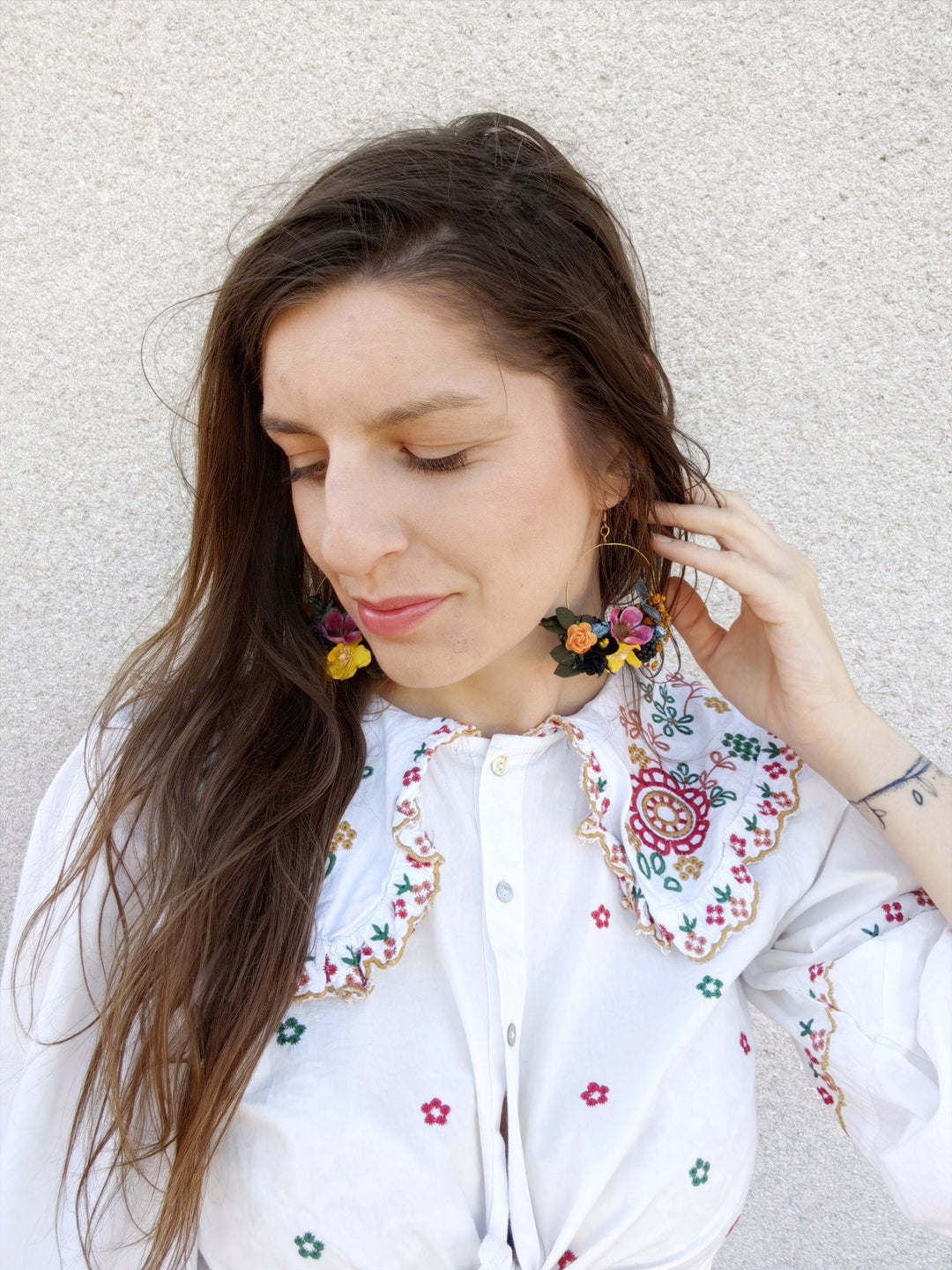 Magenta Flower Circle Earrings: Unique Wedding Jewelry – handmade floral hair accessory by magaela